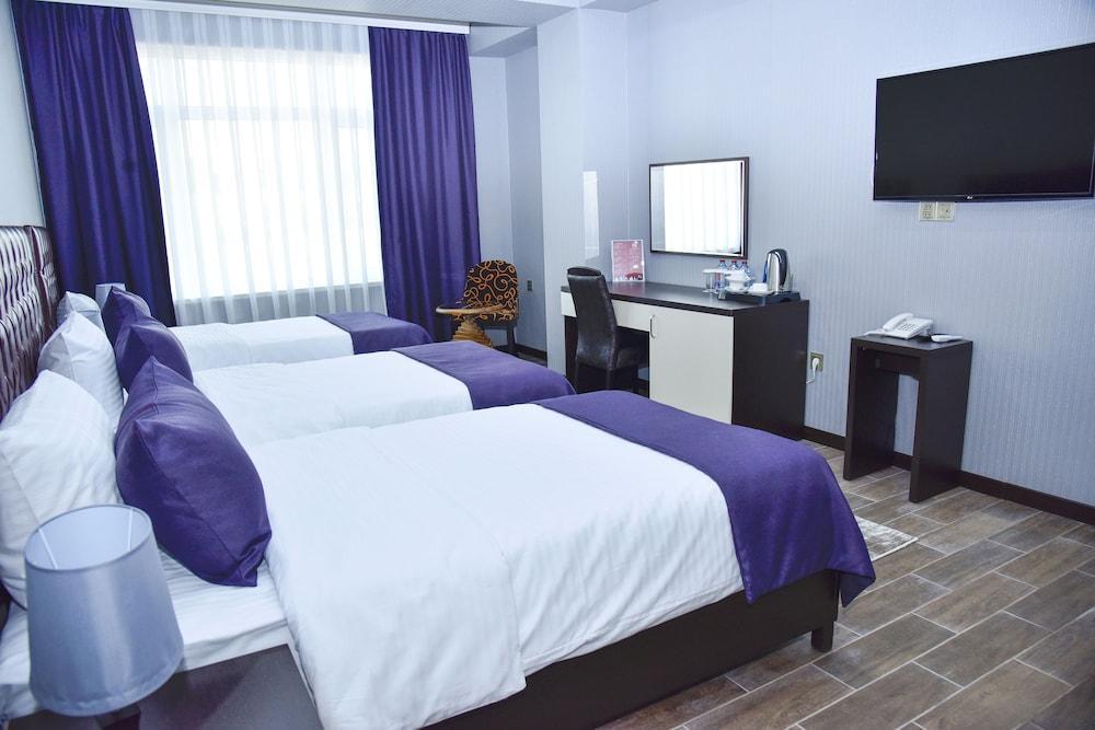 Supreme Hotel Баку Екстериор снимка