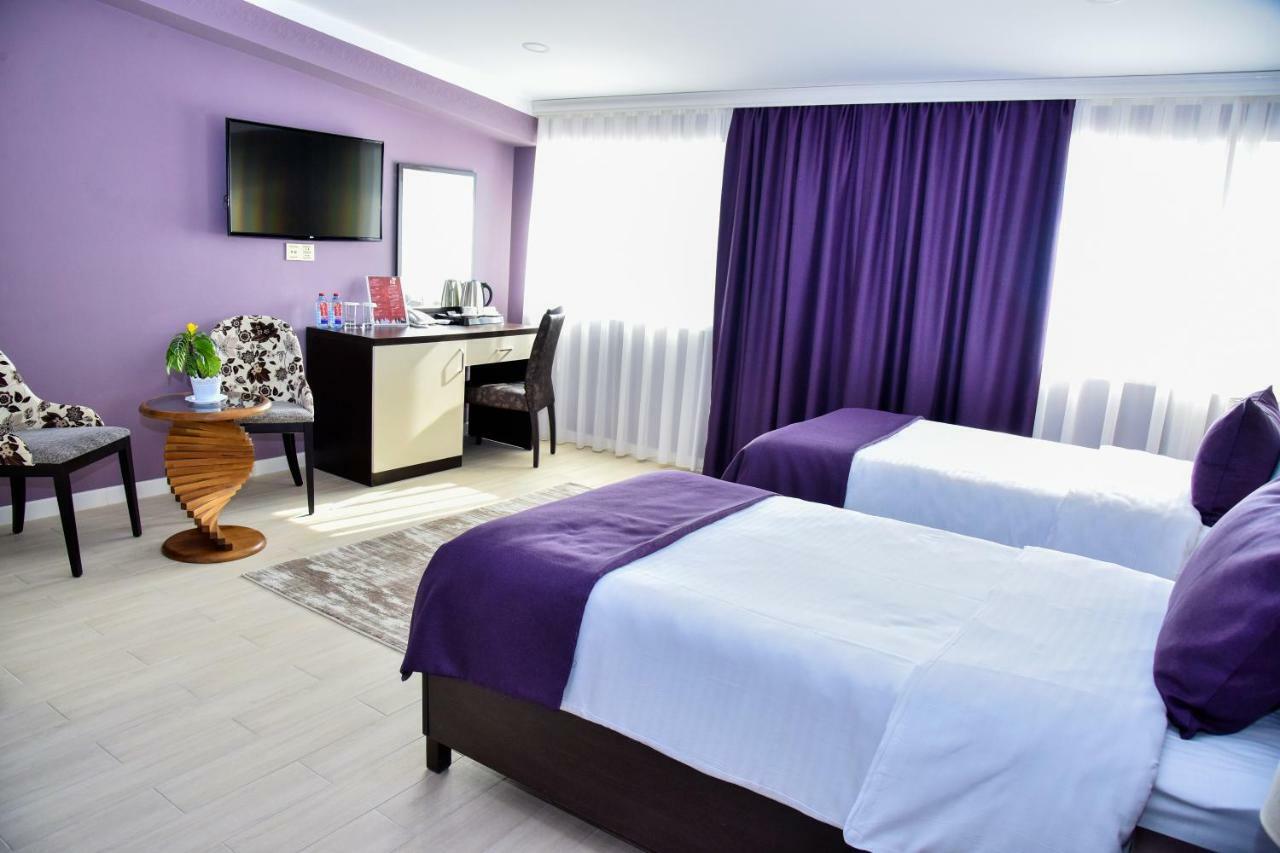 Supreme Hotel Баку Екстериор снимка
