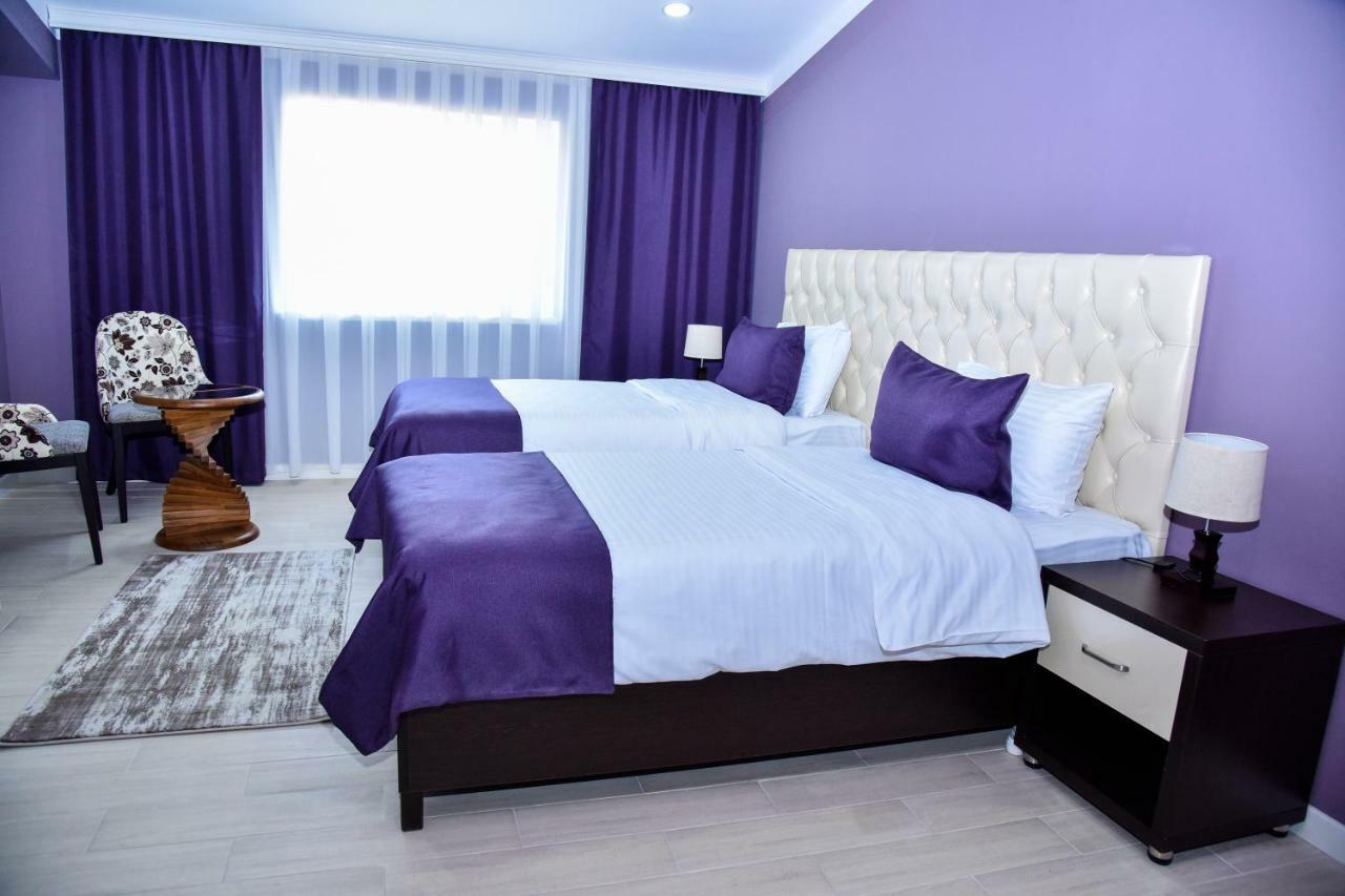 Supreme Hotel Баку Екстериор снимка
