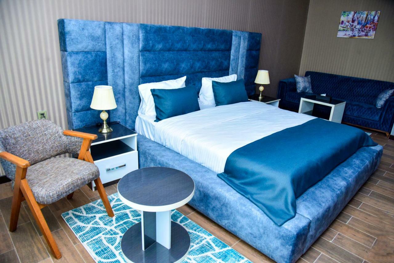 Supreme Hotel Баку Екстериор снимка