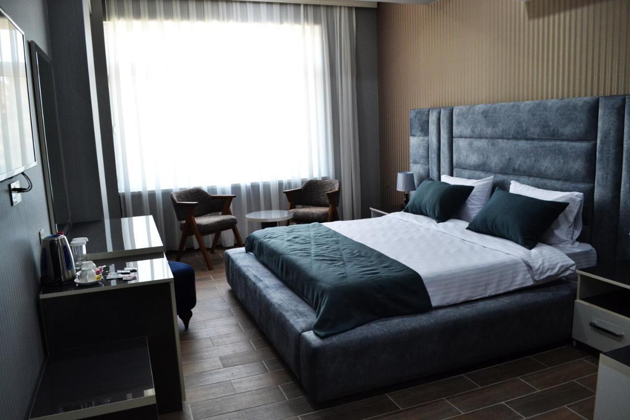 Supreme Hotel Баку Екстериор снимка